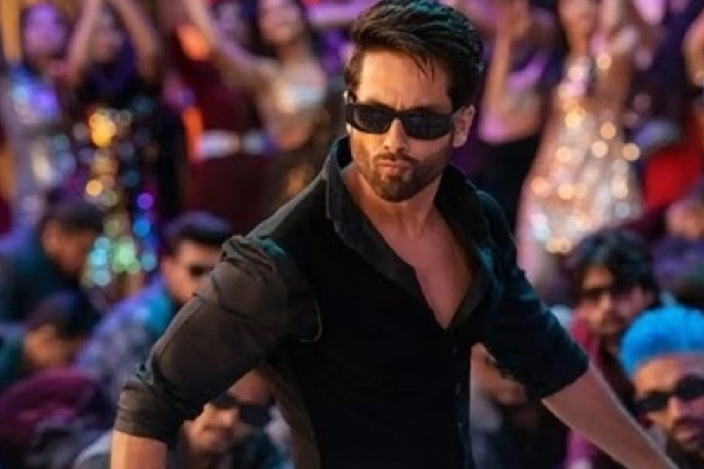 Celebrity Sunglasses Styles from Top Bollywood Movies of 2024